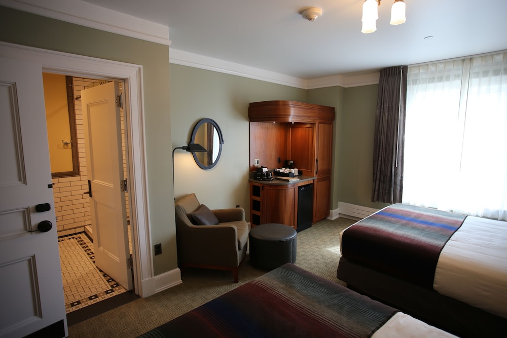 Mammoth Hot Springs & Cabins Inside the Park in Yellowstone National