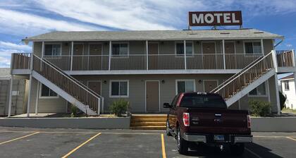 Umatilla Inn and Suites
