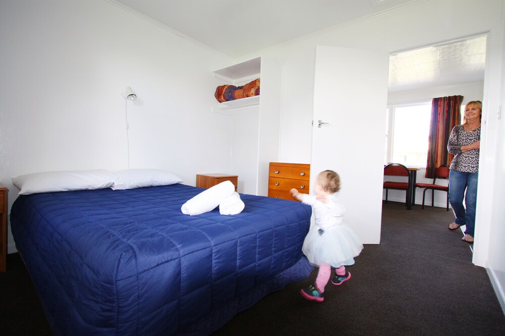 Waikanae Beach TOP 10 Holiday Park NZ174 Deals & Reviews (Gisborne, NZL) Wotif