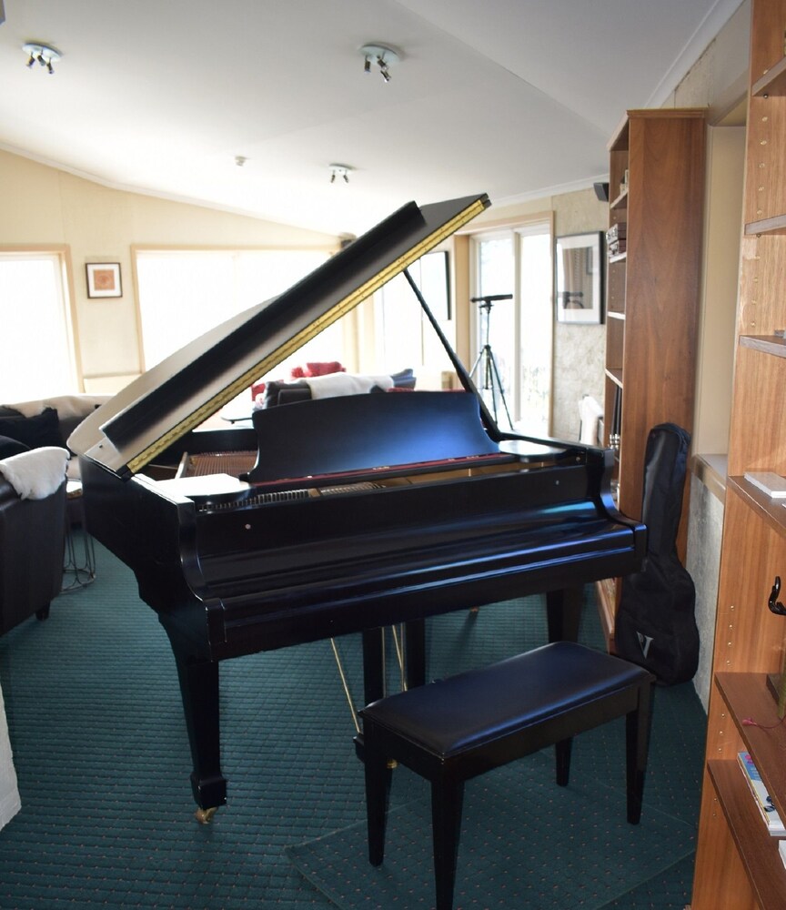 Attunga Alpine Lodge and Apartments