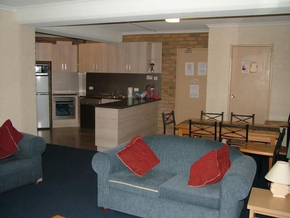 Attunga Alpine Lodge and Apartments