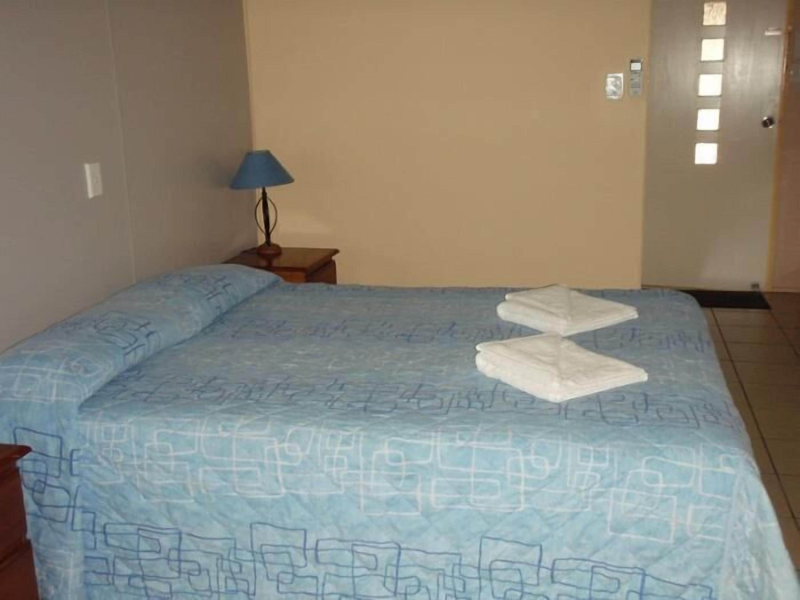 Gladstone Village Motel