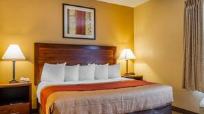 Desk, iron/ironing board, free WiFi, linens