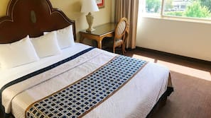 Ropa de cama de alta calidad y escritorio