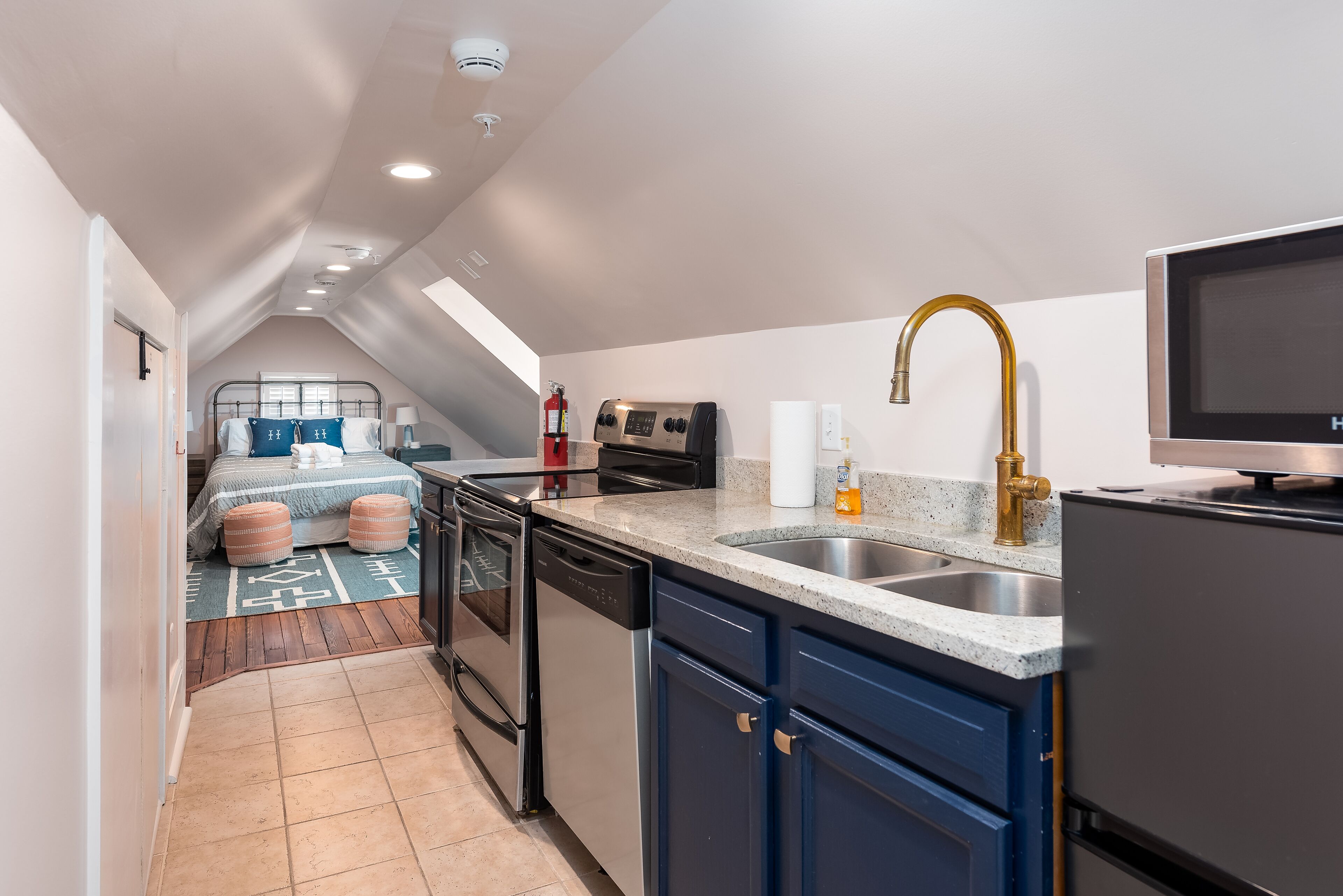 The Quarters On Spring 2022 Room Prices Deals Reviews Expedia Com