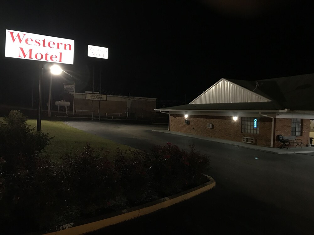 Western Motel Prentiss in Prentiss Best Rates & Deals on Orbitz