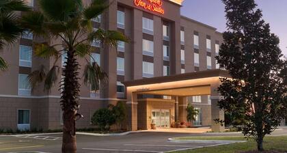 Hampton Inn & Suites Deland