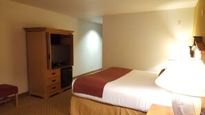 Desk, iron/ironing board, free WiFi, linens