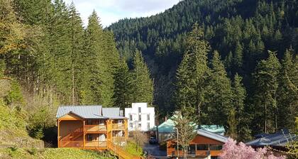Carson Hot Springs Resort