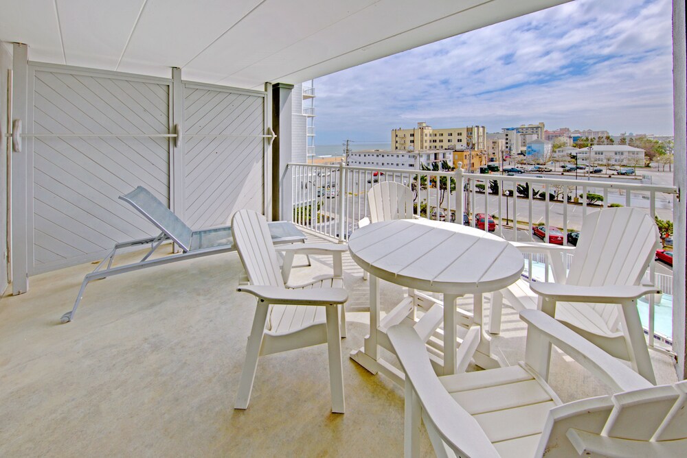 Commander Hotel & Suites : 2019 Room Prices $135, Deals & Reviews | Expedia