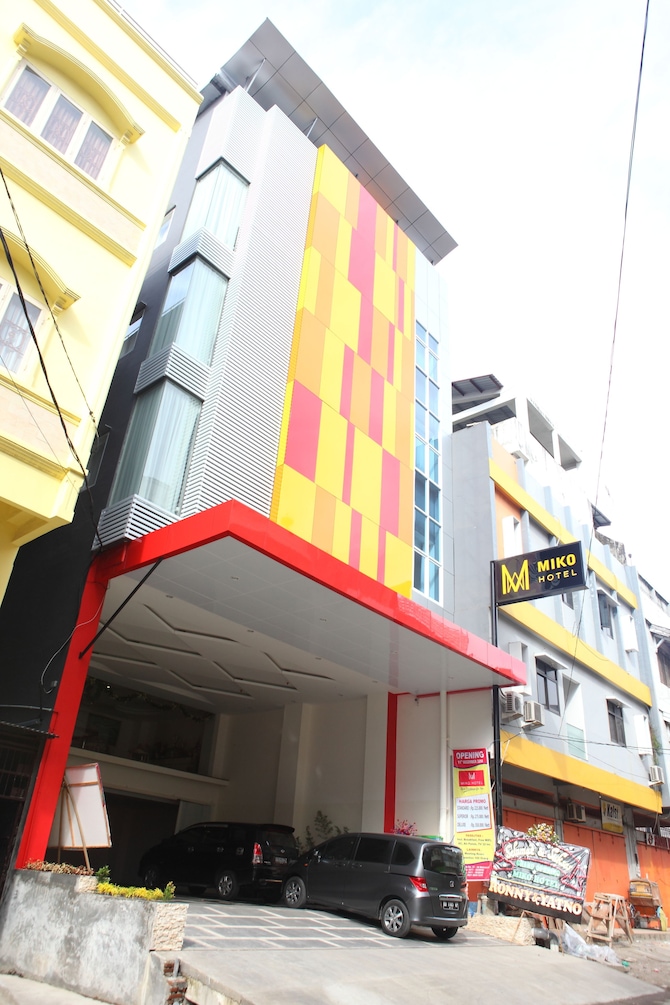 Miko Hotel Makassar in Makassar, Indonesia | Expedia