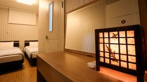 Premium bedding, desk, iron/ironing board, free WiFi