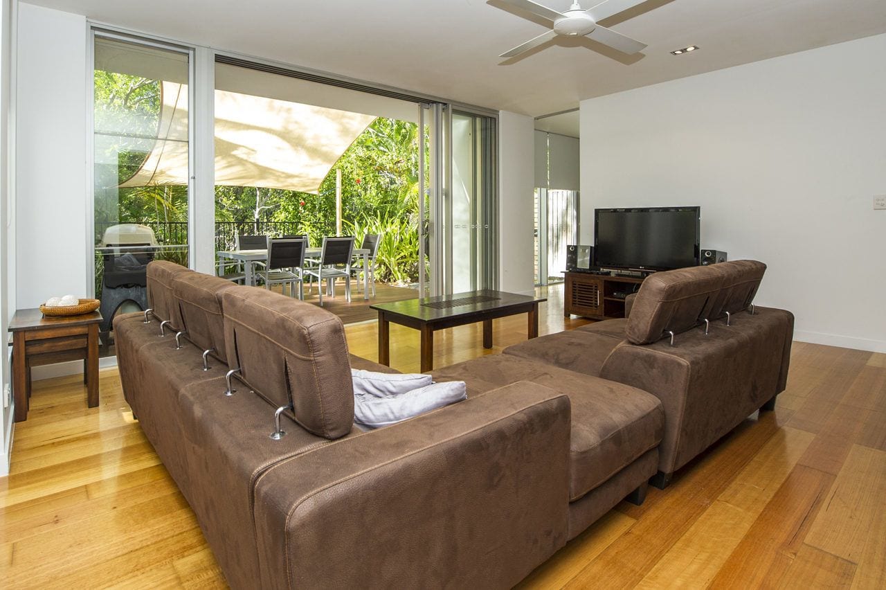 Maggies Beachfront Apt. 9