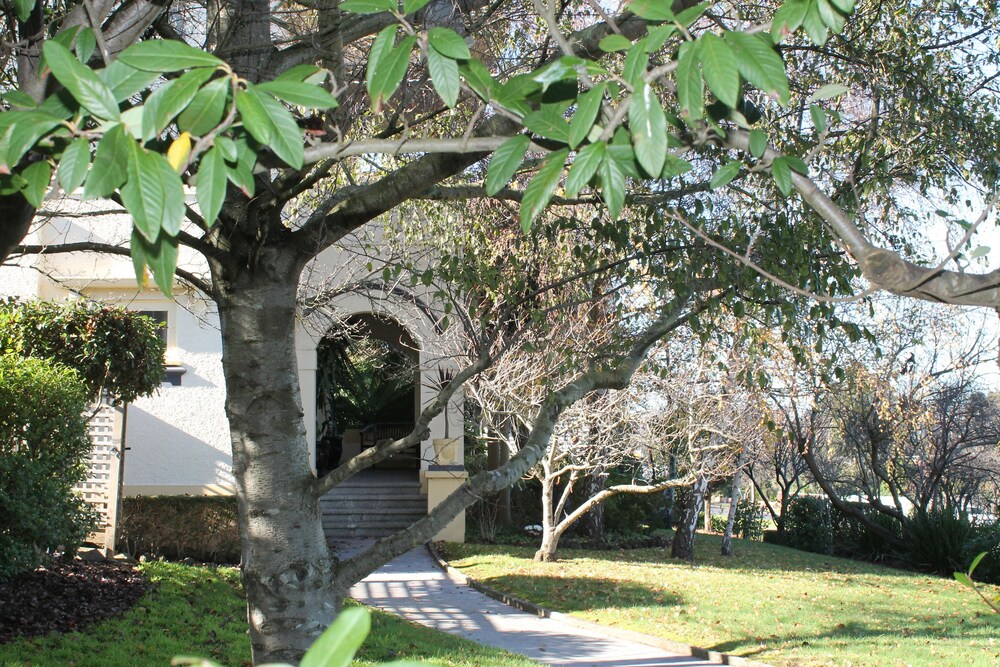 Mourilyan House Deals & Reviews (Hamilton, AUS) Wotif