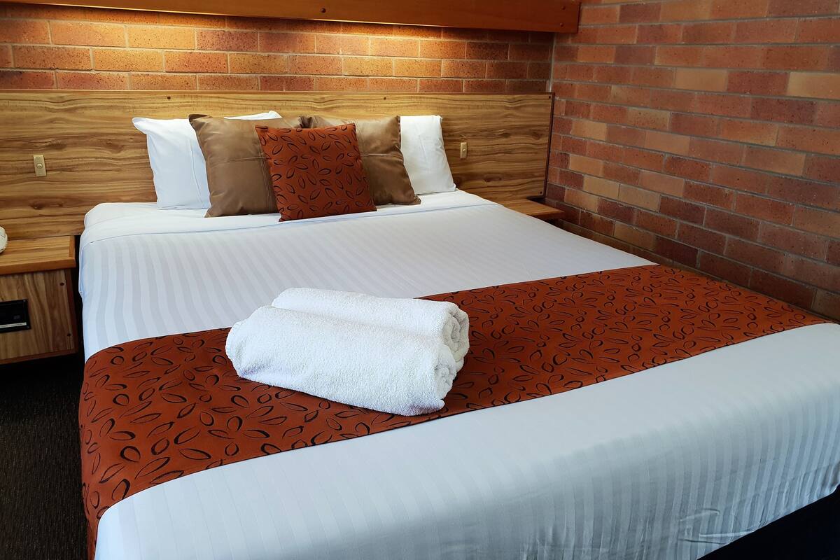 Merino Motor Inn In St George Australia Expedia