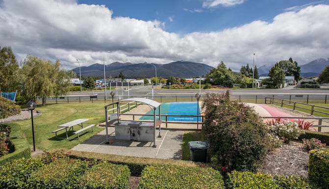 Te Anau Top 10 Holiday Park In Te Anau New Zealand Expedia