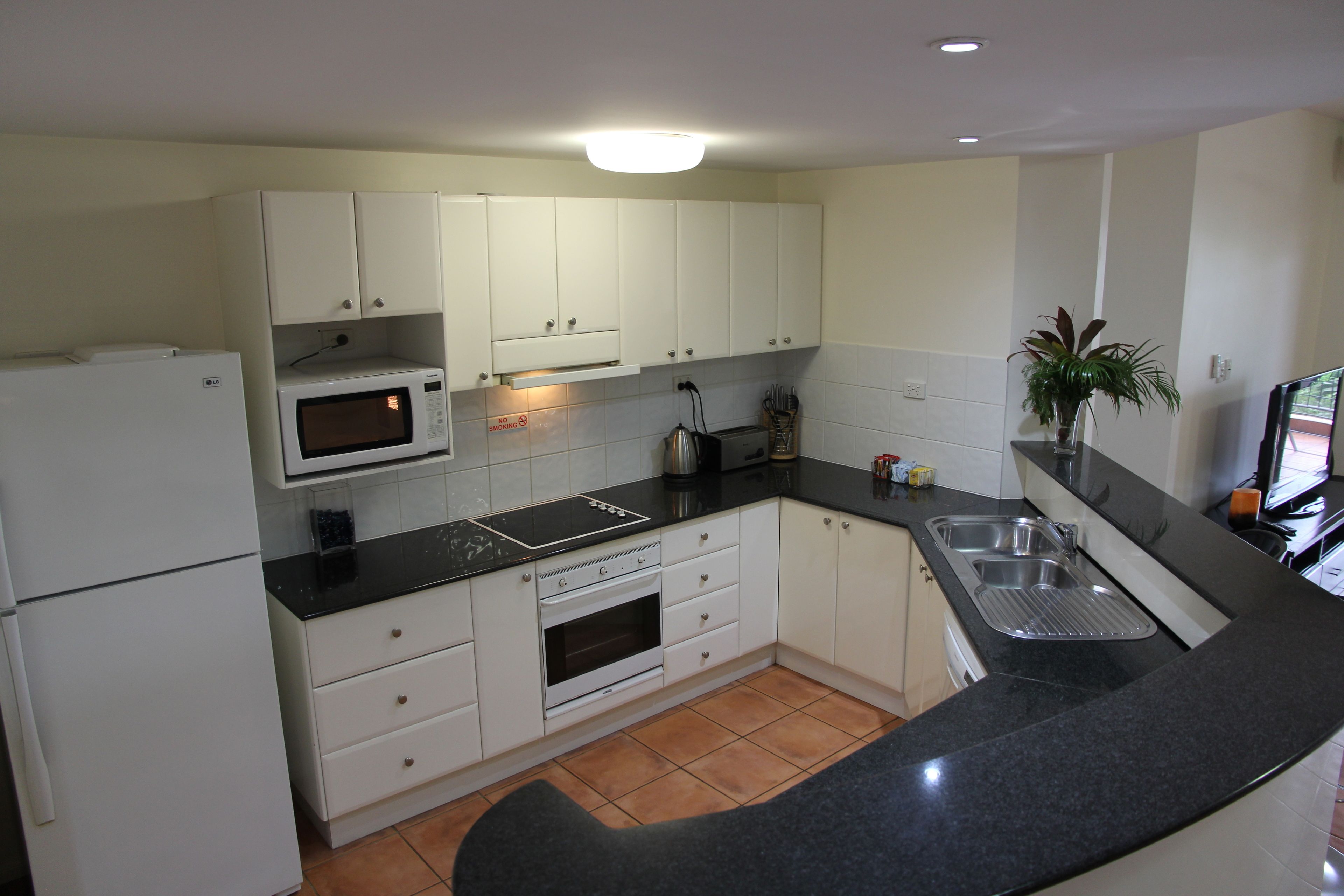 Darwin Deluxe Apartments