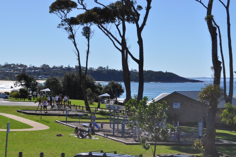 Mollymook Surfbeach Motel and Apartments