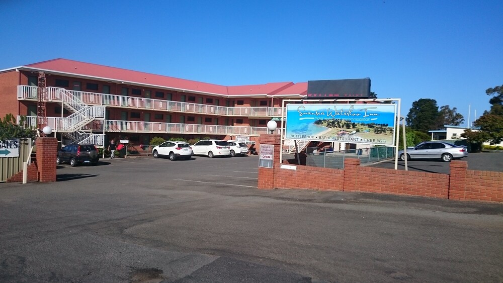 Swansea Waterloo Inn