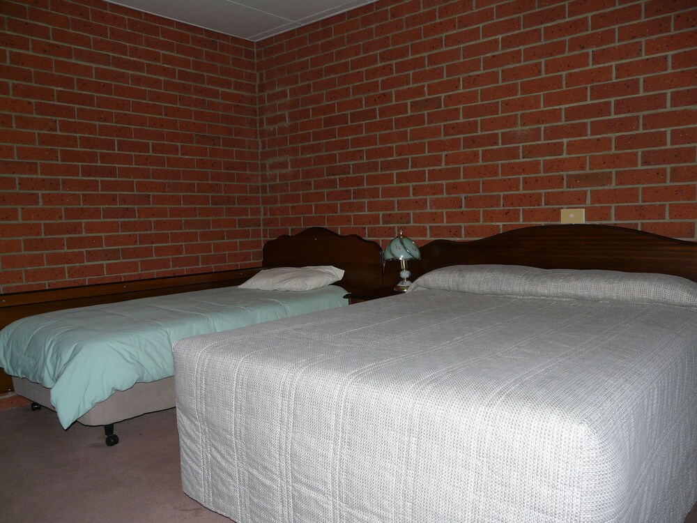 Swansea Waterloo Inn