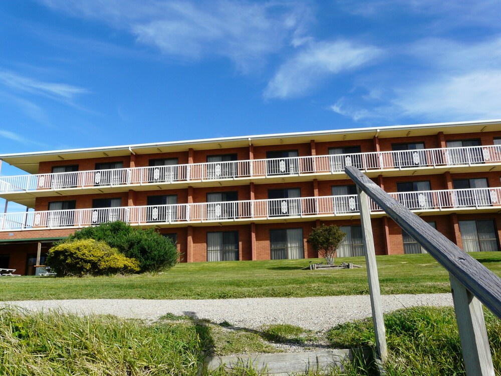 Swansea Waterloo Inn