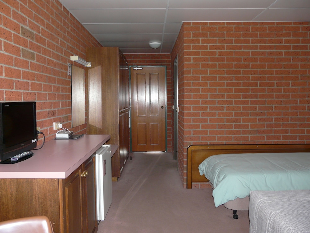Swansea Waterloo Inn