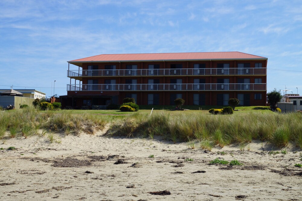 Beach, Waterloo Point