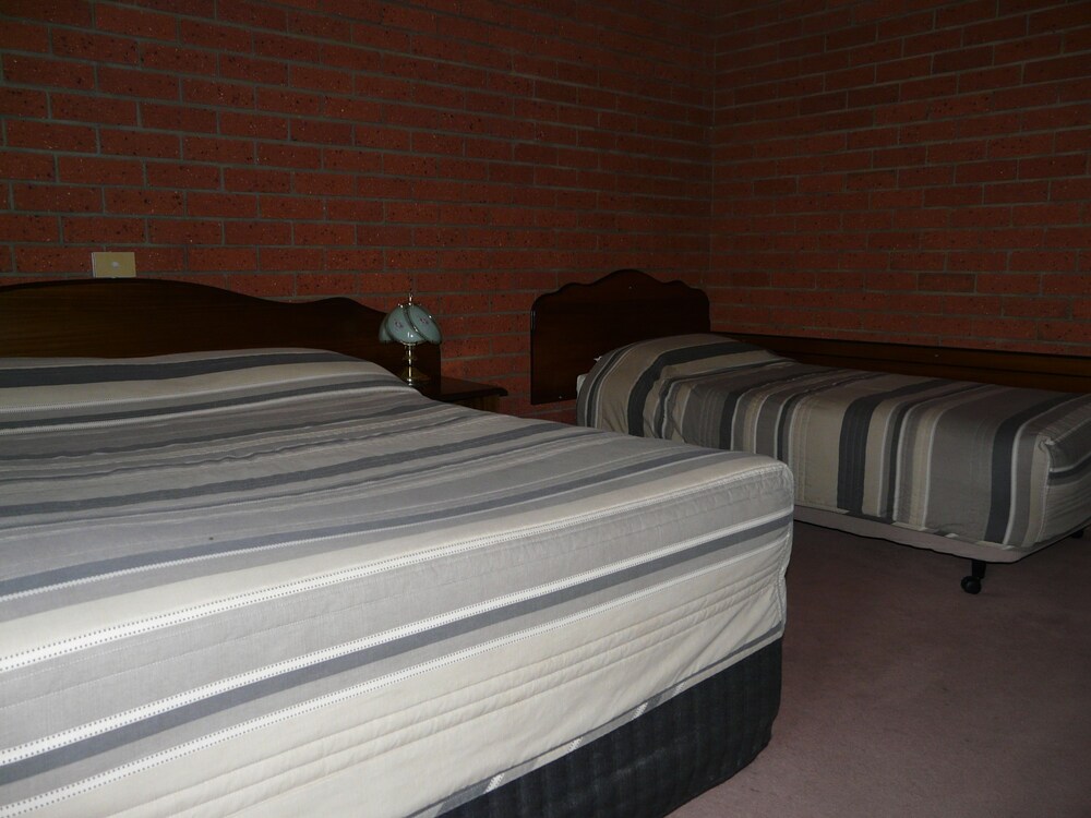 Swansea Waterloo Inn