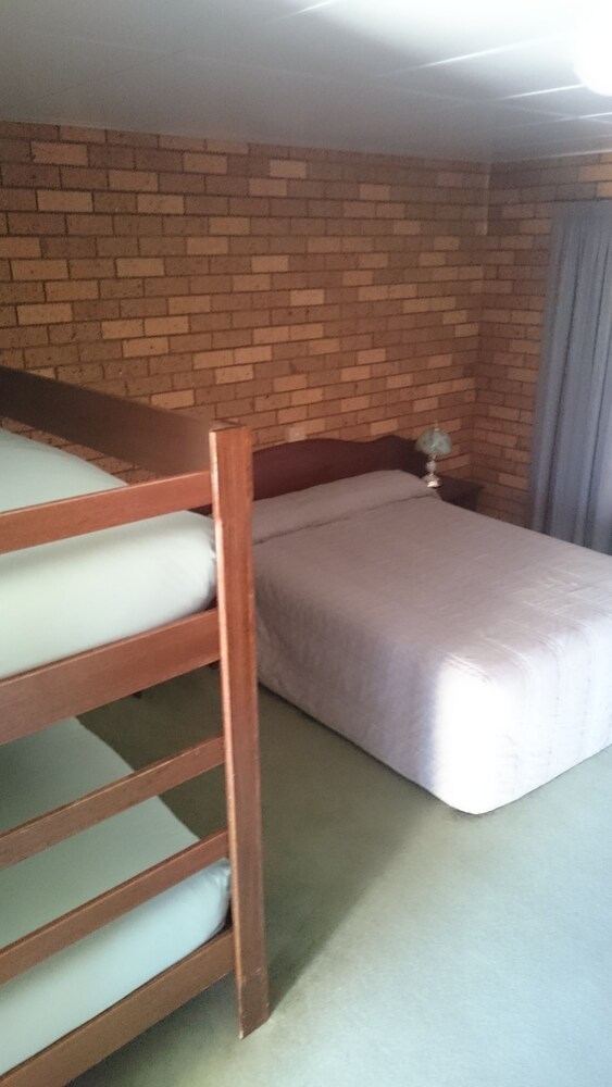Swansea Waterloo Inn