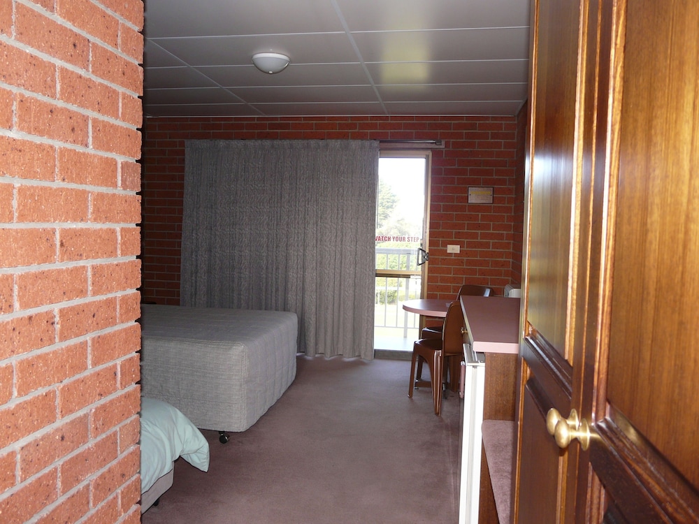 Swansea Waterloo Inn
