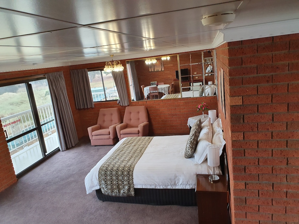 Swansea Waterloo Inn