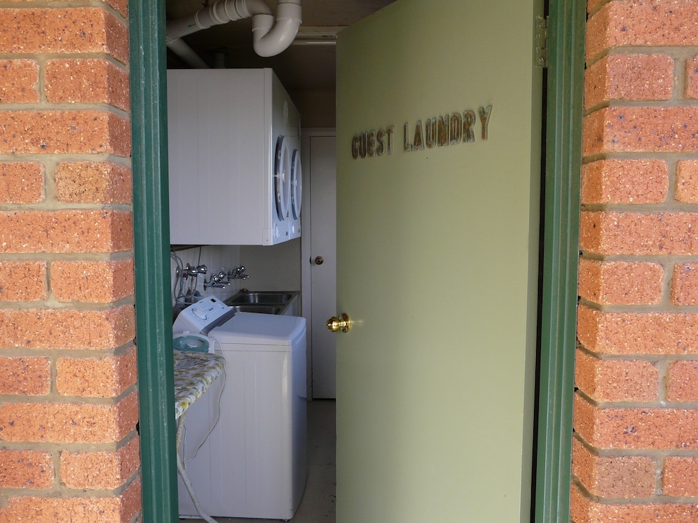 Laundry room, Waterloo Point