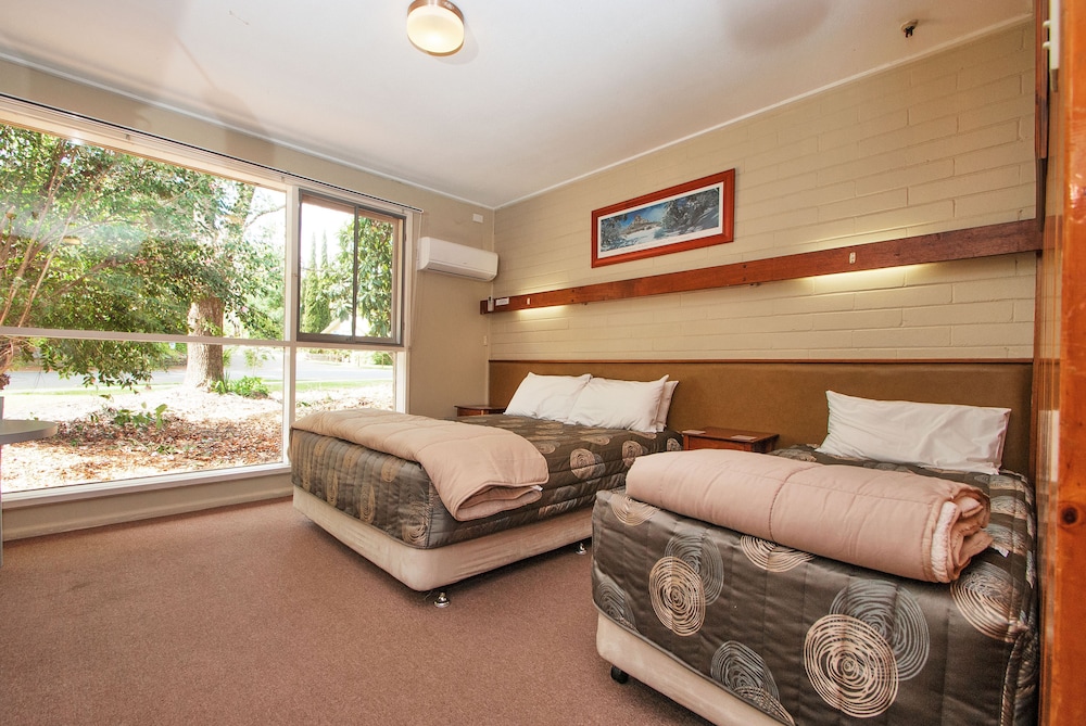 Bright Motor Inn