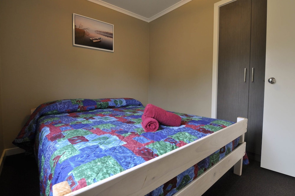 Surfside Holiday Park Deals & Reviews (Warrnambool, AUS) Wotif