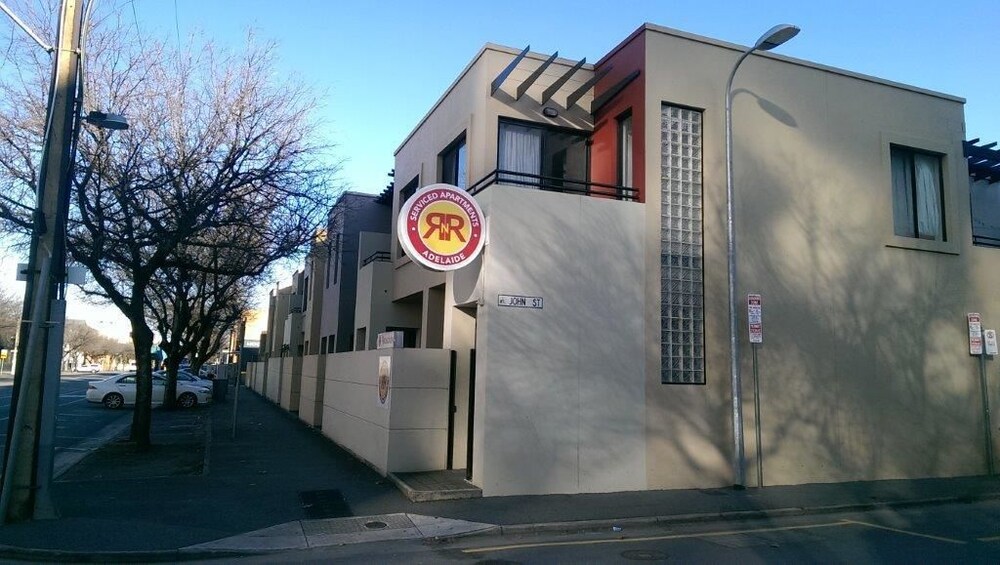Rnr Serviced Apartments Adelaide-Wakefield