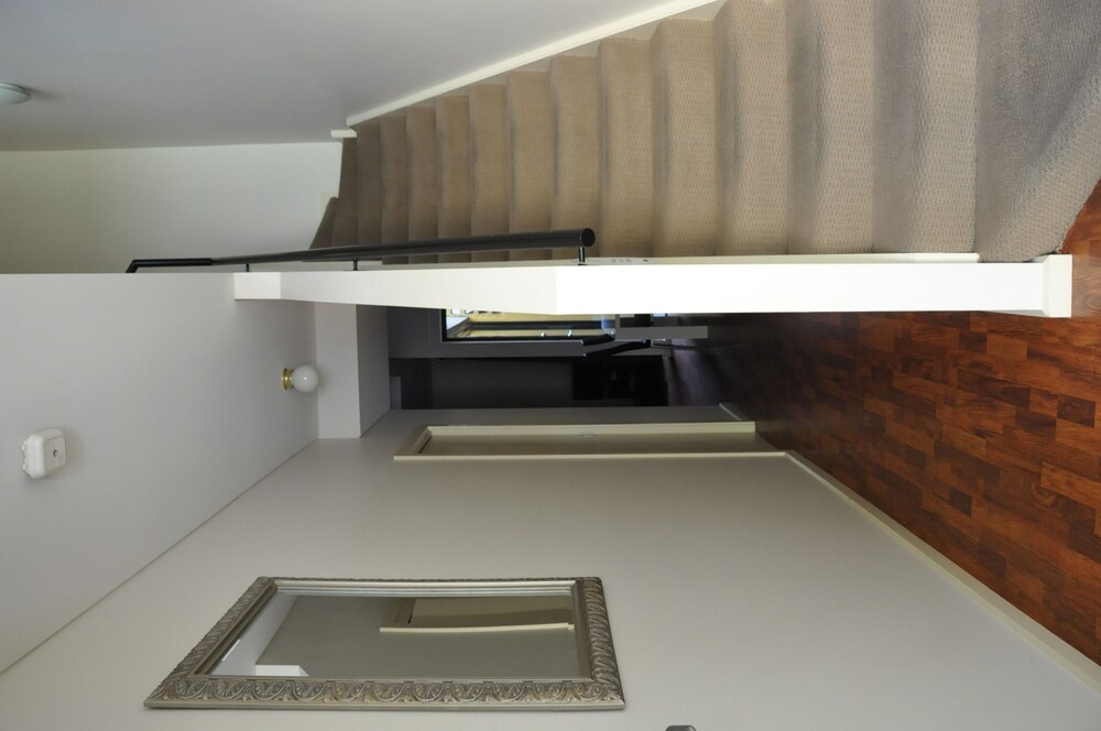 Rnr Serviced Apartments Adelaide-Wakefield