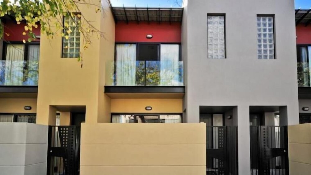 Rnr Serviced Apartments Adelaide-Wakefield