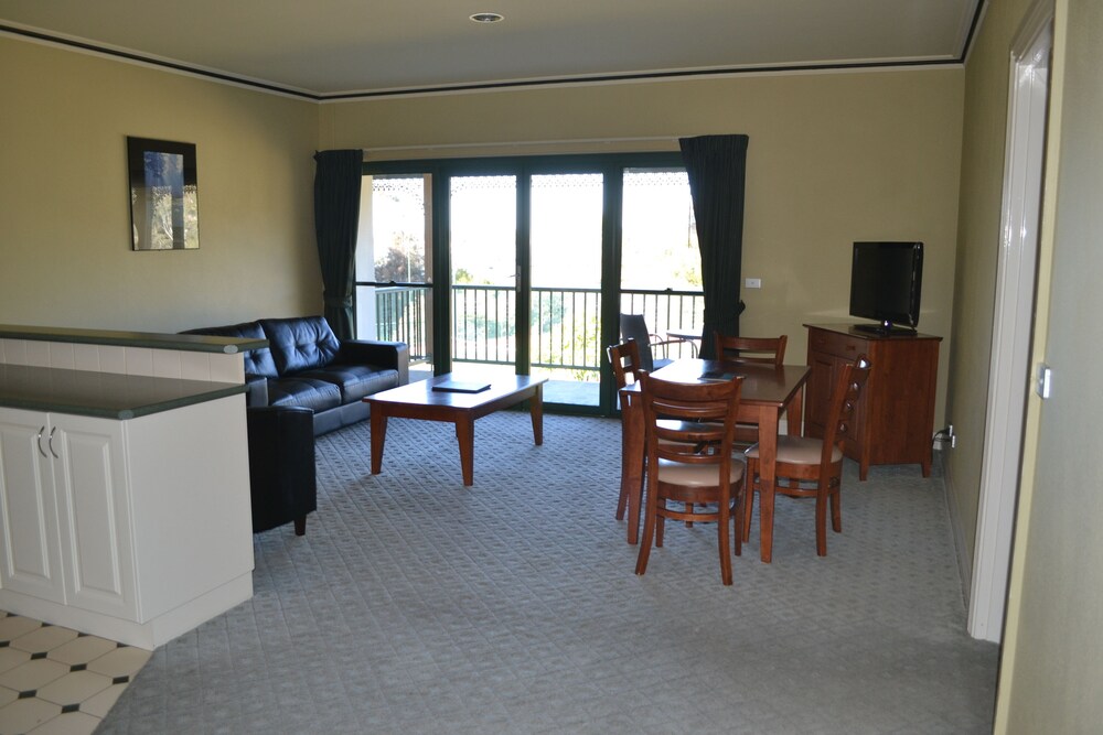 Room, Yarrawonga Mulwala Golf Club Resort