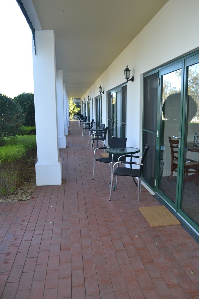 Porch, Yarrawonga Mulwala Golf Club Resort