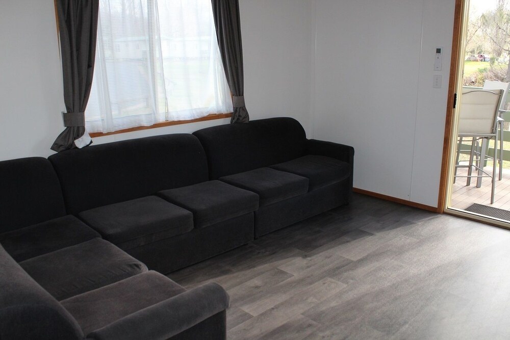 Riverglade Caravan Park