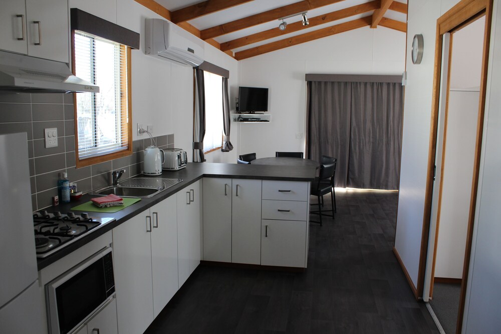 Riverglade Caravan Park