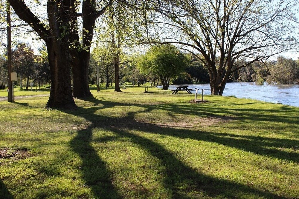 Riverglade Caravan Park