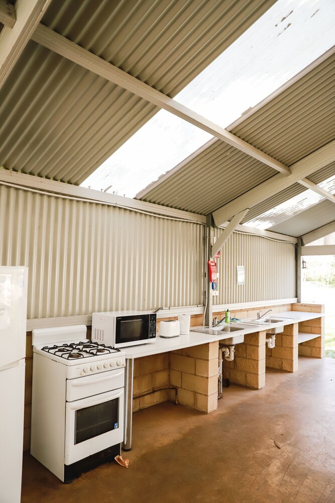 Riverglade Caravan Park