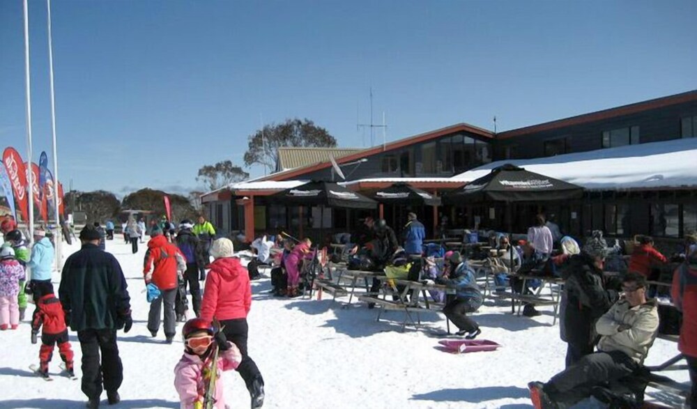 Riverglade Caravan Park