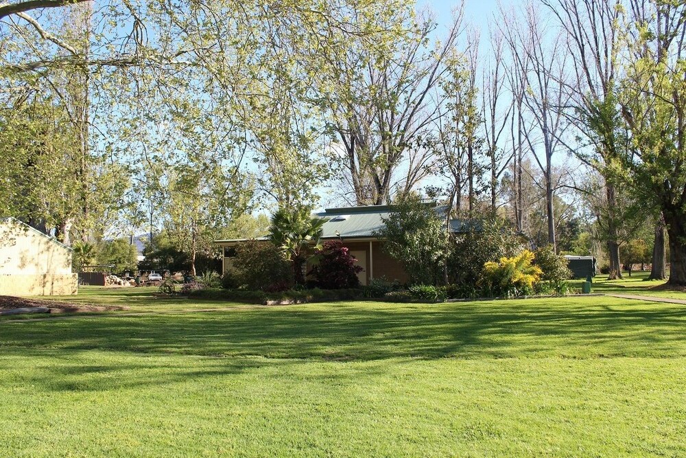 Riverglade Caravan Park