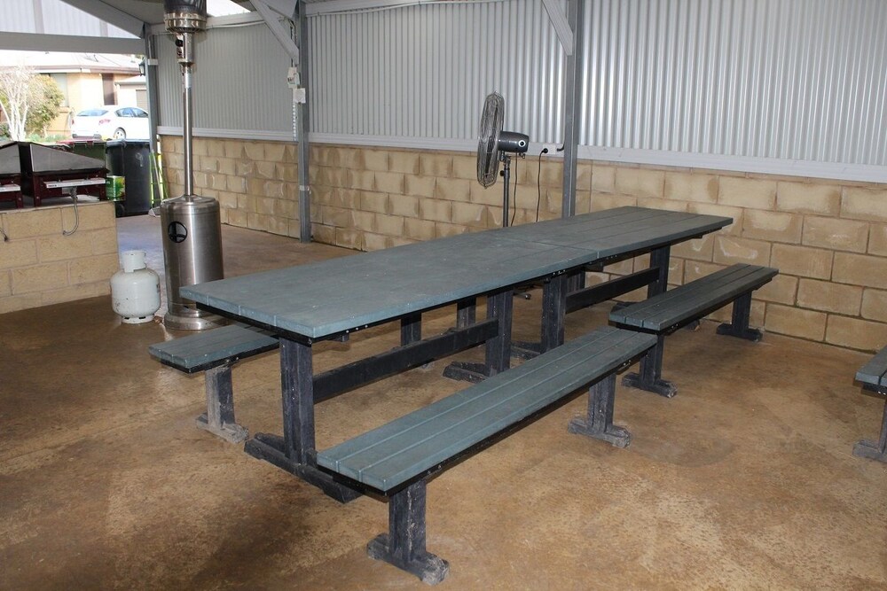 Riverglade Caravan Park