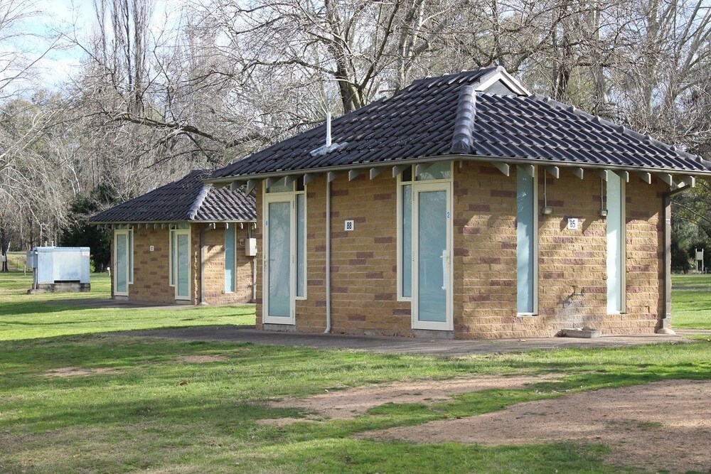 Riverglade Caravan Park