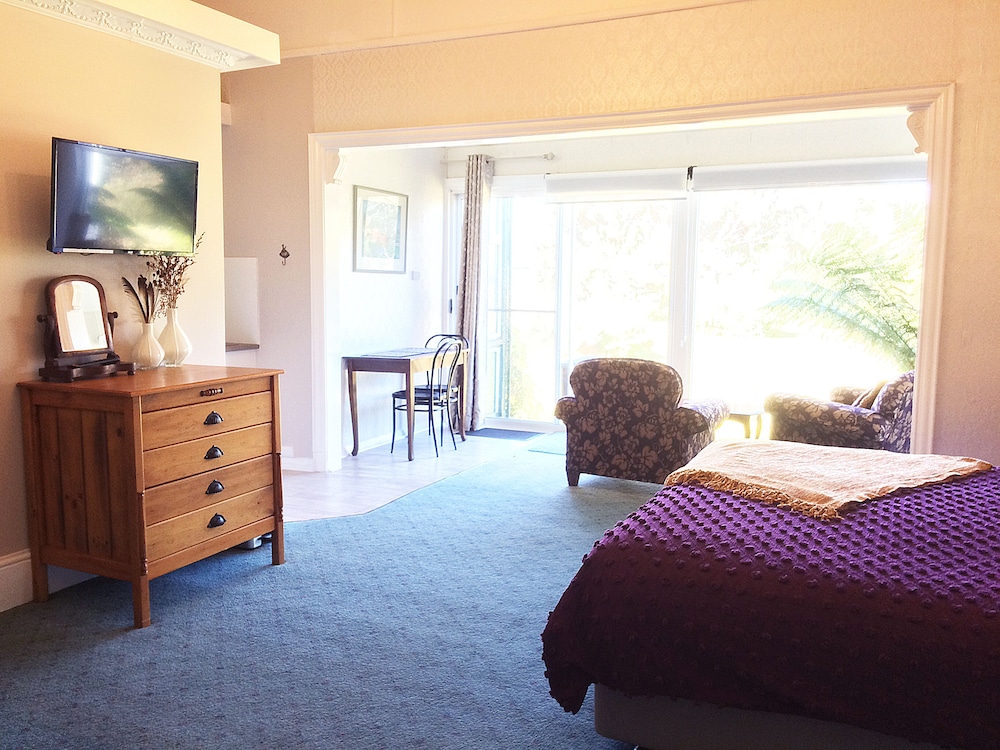 Strahan Wilderness Lodge