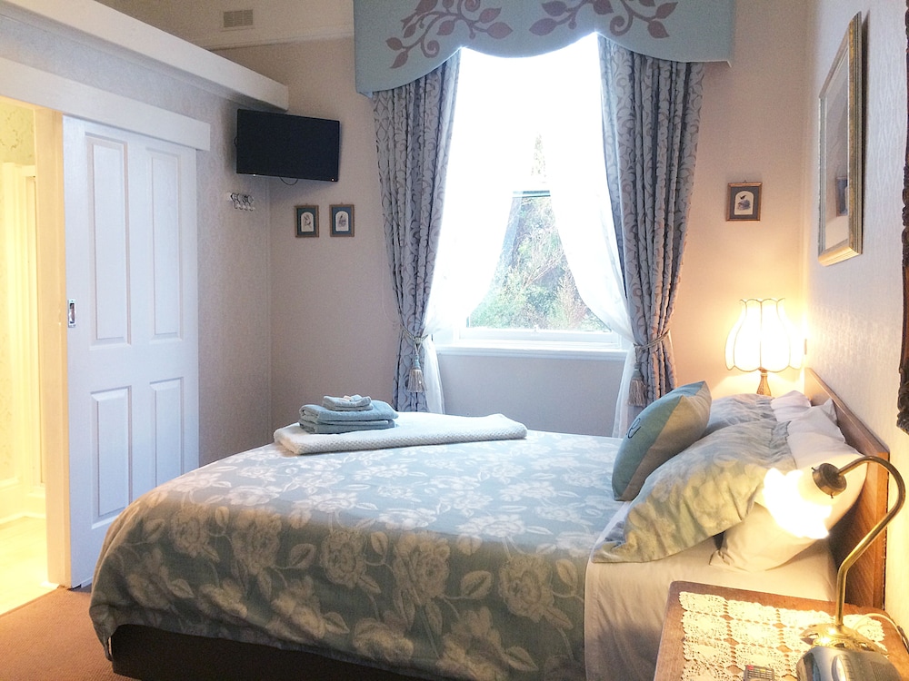 Strahan Wilderness Lodge