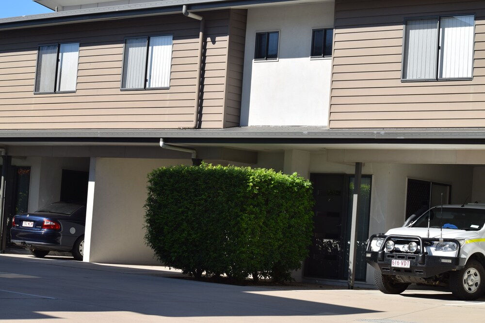 Gladstone Apartments Reviews Gladstone Apartments Reviews